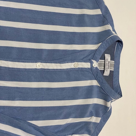 HP Bershka Men’s Striped Shirt W Granddad Collar in Sky Blue Sz S Linen Cotton - Picture 3 of 8